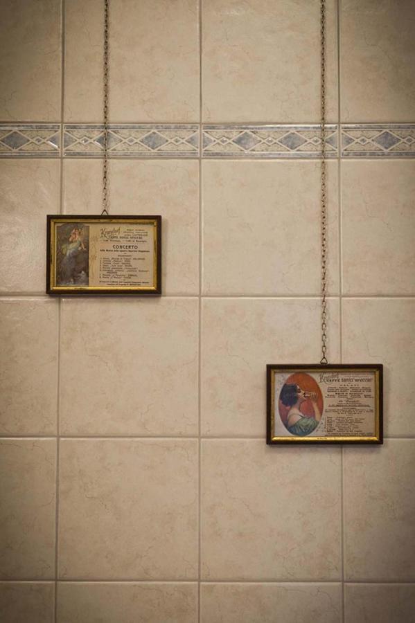 Domus Liberta - Boutique Rooms Triëst Buitenkant foto