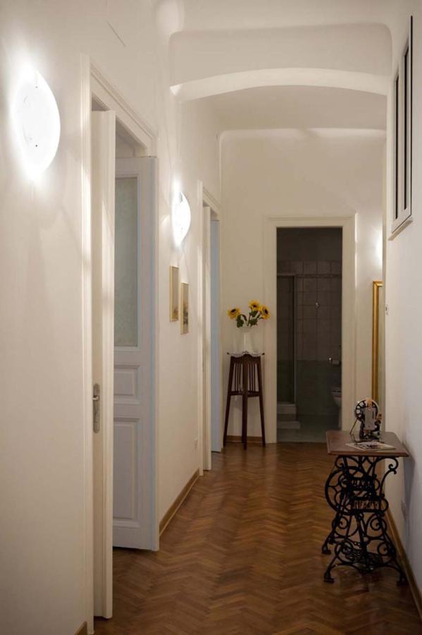 Domus Liberta - Boutique Rooms Triëst Buitenkant foto