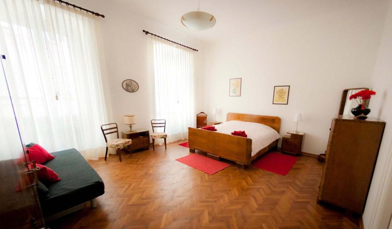 Domus Liberta - Boutique Rooms Triëst Buitenkant foto